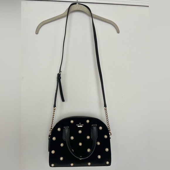GREAT GIFT & LIKE NEW- Kate Spade Pearl & Black Velvet Purse - Picture 2 of 9